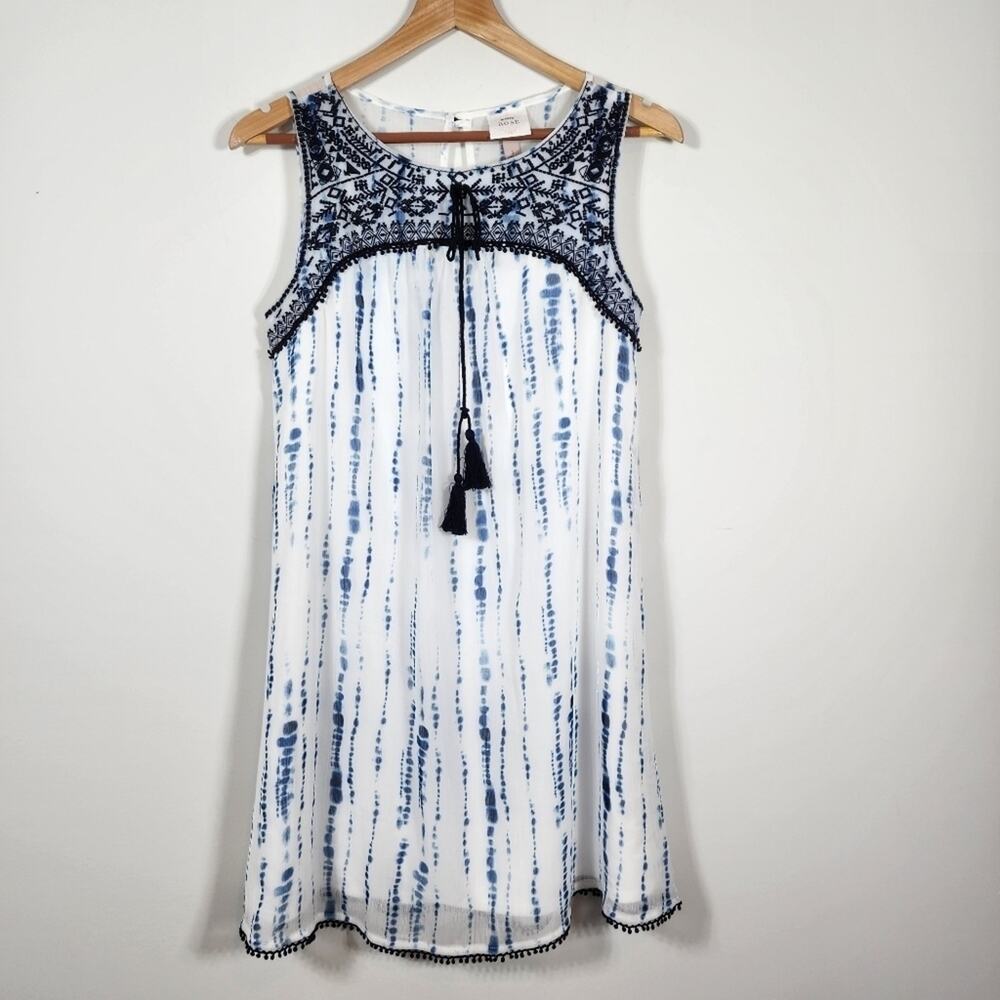 Knox Rose Blue & White Sheer Lined Embroidered Sleeveless Dress Size Small